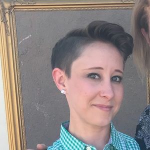 Meet your Posher, Amanda